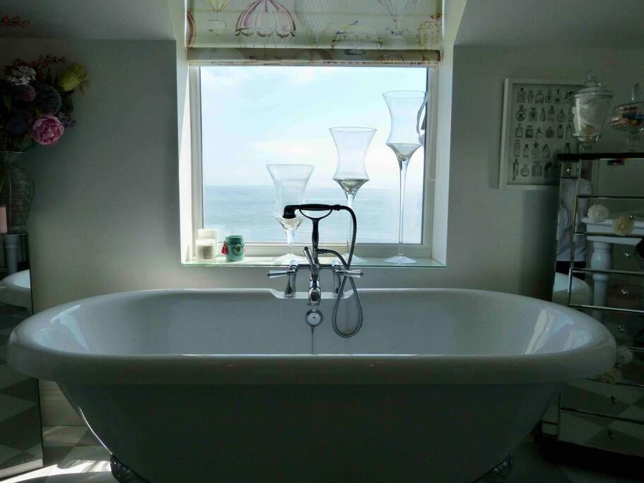 Amazing Sea Views And Much More…. Apartment Бродстеърс Екстериор снимка