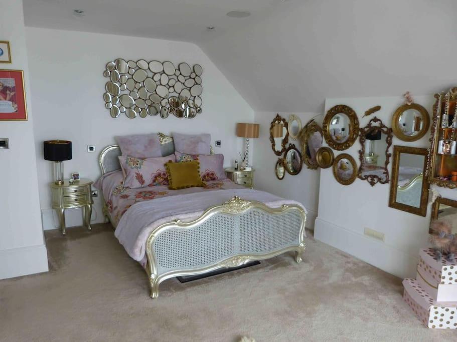 Amazing Sea Views And Much More…. Apartment Бродстеърс Екстериор снимка