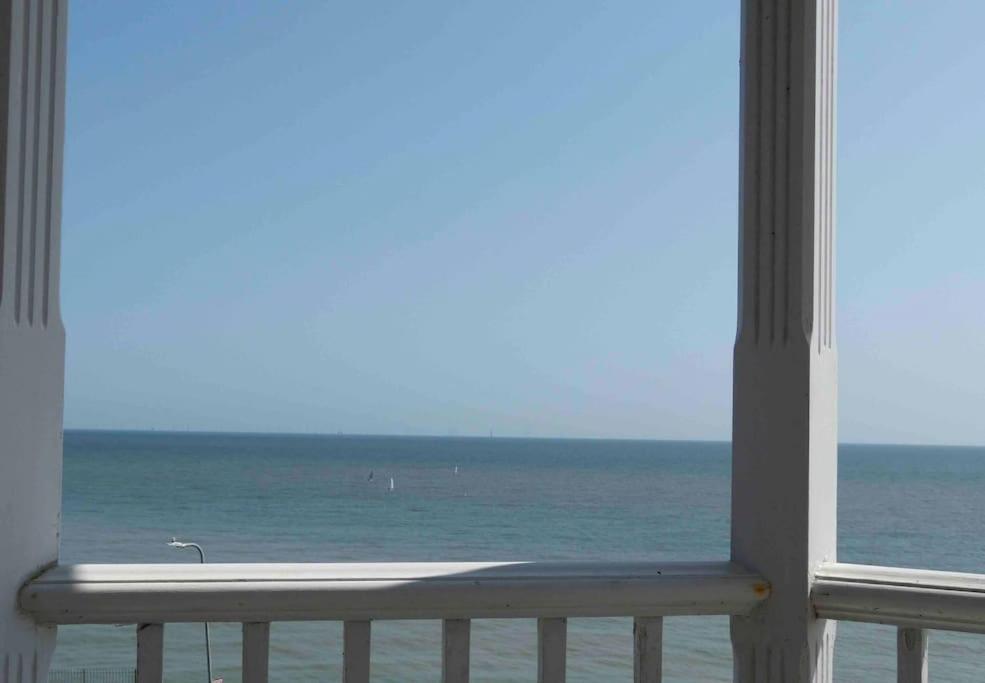 Amazing Sea Views And Much More…. Apartment Бродстеърс Екстериор снимка